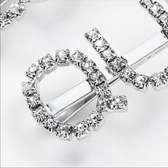 NEW Bling “QUEEN” Set Hair Clips - Picture 4 of 5